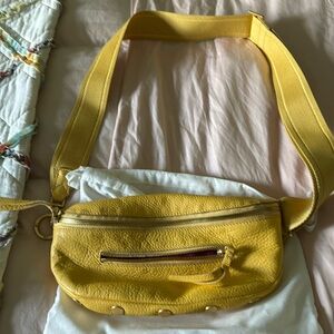 Hammitt Charles medium pebble leat bag